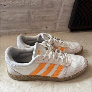 Adidas Classic Orange Striped cloud foam plus sneakers 👟